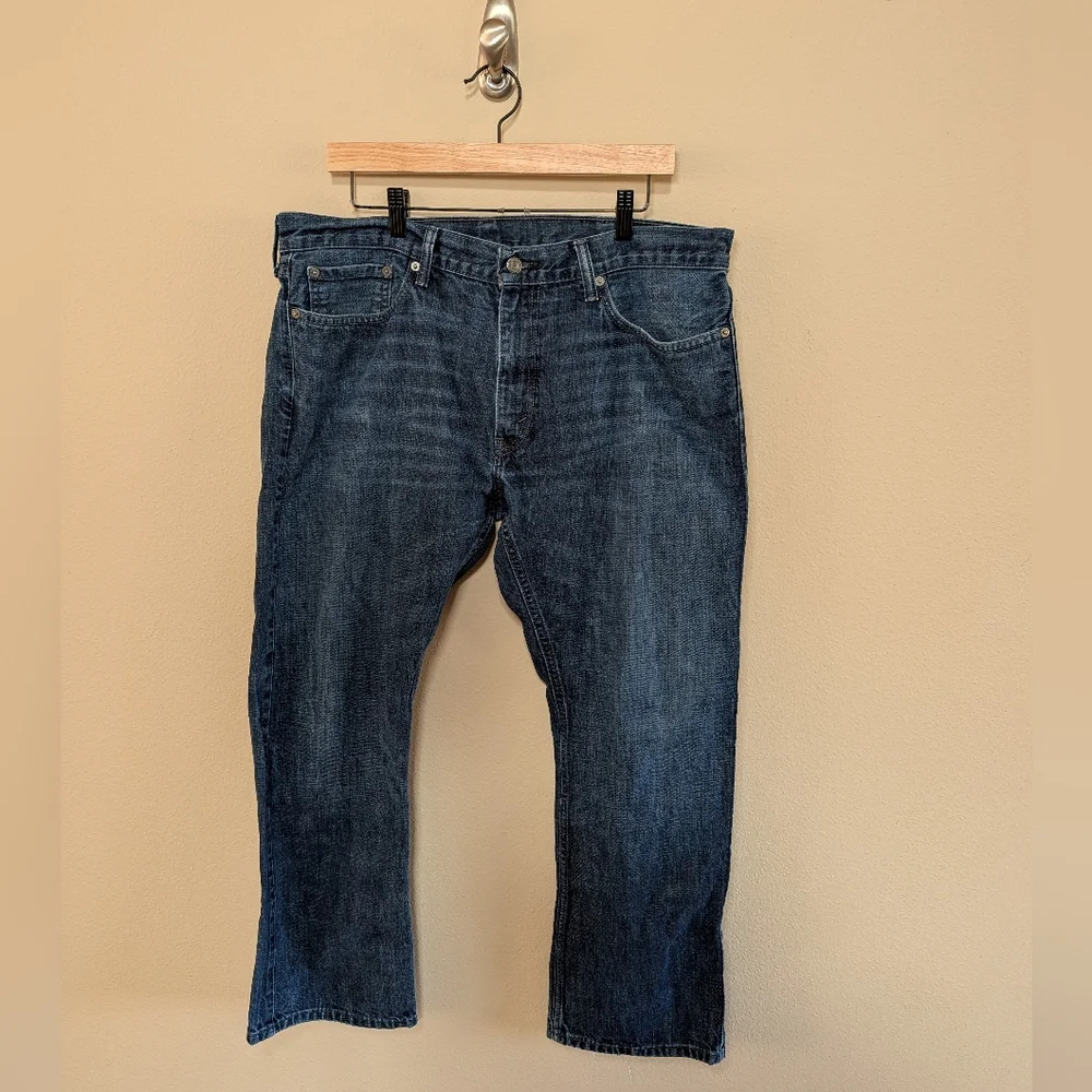 Levi's 514 Straight Leg Jeans Men’s 38x30‎ Medium Wash Denim